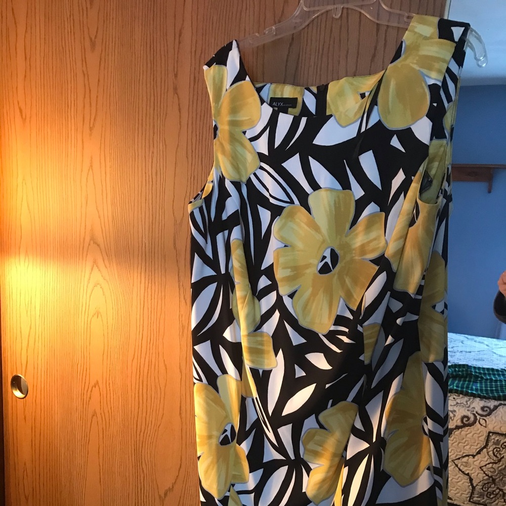 Alyx Yellow and black dress